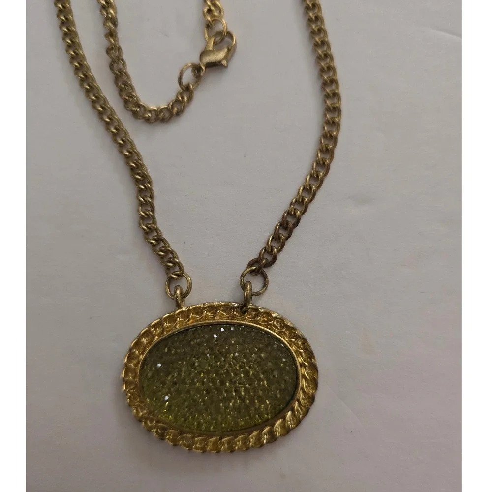 Vintage Gold Tone Long Chain Necklace Oval Lime Green Rhinestone Pendant